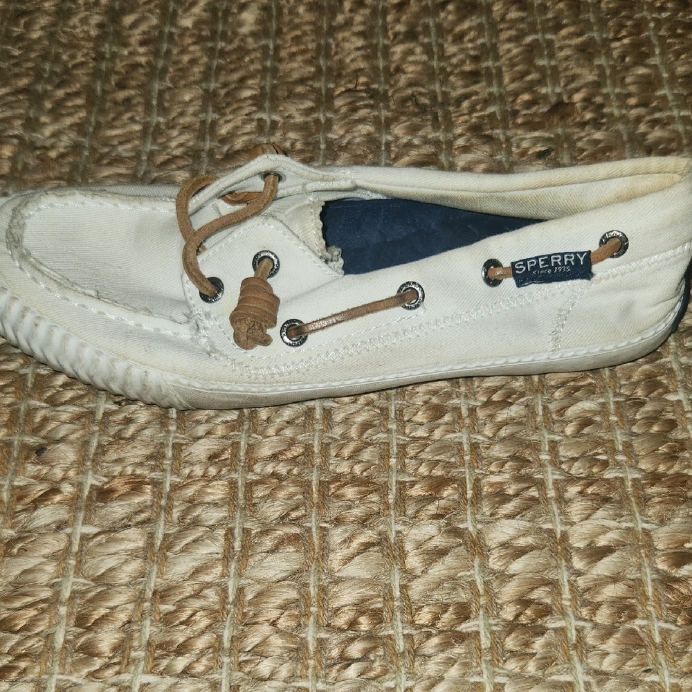 Sperry Women's White and Tan Boat Canvas Sneakers Sneakers 6.5 - Picture 4 of 10